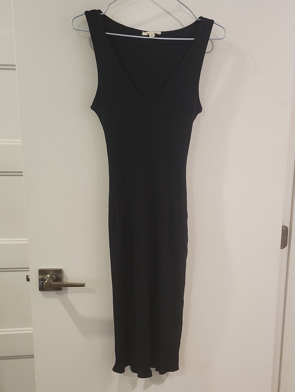 P2P 14" Black V-Neck Sleeveless Maxi Dress